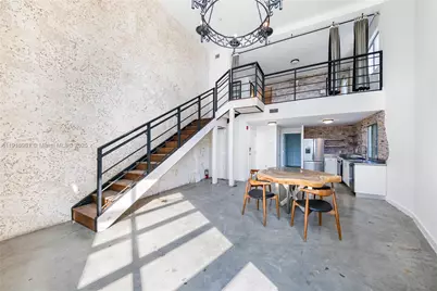 7700 Collins Ave #2, Miami Beach, FL 33141 - Photo 42