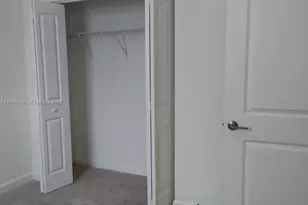 28717 SW 132nd Pl, Homestead, FL 33033 - Photo 4
