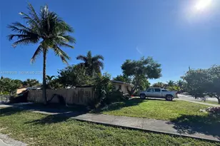 2200 SW 42nd Ave, Fort Lauderdale, FL 33317 - Photo 6