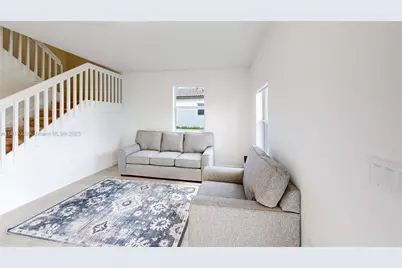2333 SE 28th Ct, Homestead, FL 33035 - Photo 6