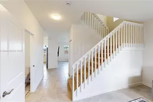 2333 SE 28th Ct, Homestead, FL 33035 - Photo 8