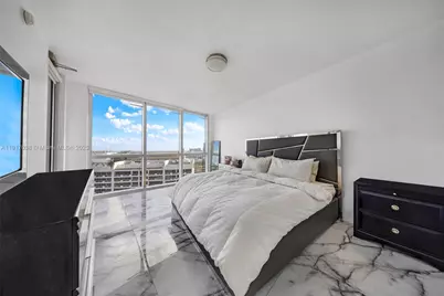 1750 N Bayshore Dr #4302, Miami, FL 33132 - Photo 14