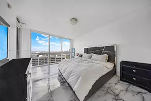 1750 N Bayshore Dr, Miami, FL 33132 - Photo 14