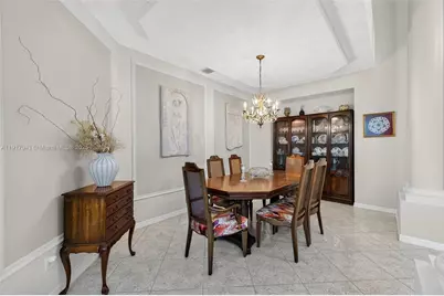 4123 W Lake Estates Dr, Davie, FL 33328 - Photo 10