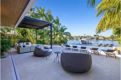 200 W Rivo Alto Dr, Miami Beach, FL 33139 - Photo 8