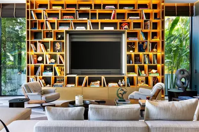 200 W Rivo Alto Dr, Miami Beach, FL 33139 - Photo 16