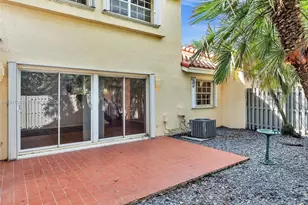 1353 Springside Dr, Weston, FL 33326 - Photo 2