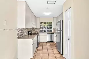 1353 Springside Dr, Weston, FL 33326 - Photo 12