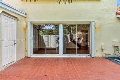 1353 Springside Dr, Weston, FL 33326 - Photo 28