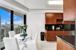 20281 E Country Club Dr, Aventura, FL 33180 - Photo 20