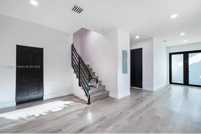 535 NW 52nd St, Miami, FL 33127 - Photo 18
