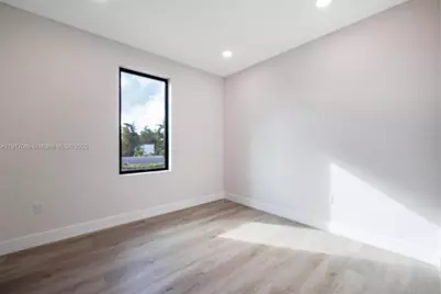 535 NW 52nd St, Miami, FL 33127 - Photo 34