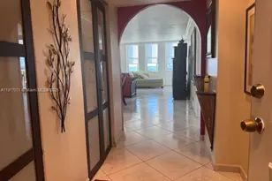 5401 Collins Ave, Miami Beach, FL 33140 - Photo 16