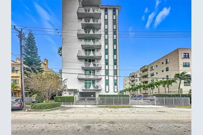 7133 Bay Dr #805, Miami Beach, FL 33141 - Photo 1