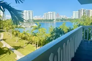 2859 Leonard Dr, Aventura, FL 33160 - Photo 2