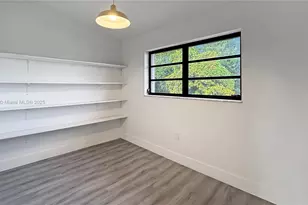 8877 SW 36th St, Miami, FL 33165 - Photo 24