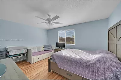 5933 Glasgow Way, Tamarac, FL 33321 - Photo 20