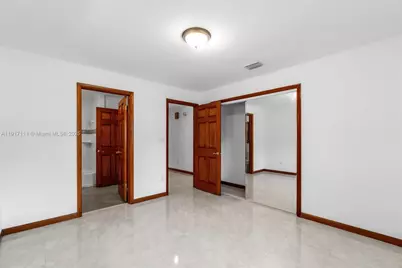 9085 SW 157th St, Palmetto Bay, FL 33157 - Photo 14