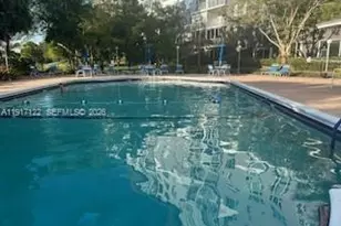 4001 Hillcrest Dr, Hollywood, FL 33021 - Photo 20