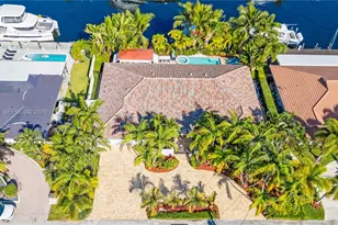 2839 NE 35th St, Fort Lauderdale, FL 33306 - Photo 2