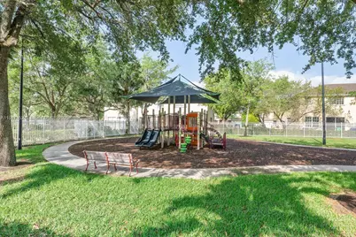 3991 NW 92 Avenue, Sunrise, FL 33351 - Photo 40