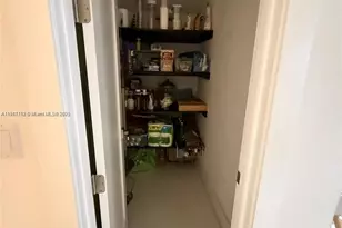 9165 NW 33rd St, Doral, FL 33172 - Photo 10