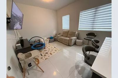 9165 NW 33rd St, Doral, FL 33172 - Photo 26