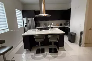 9165 NW 33rd St, Doral, FL 33172 - Photo 4