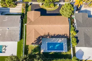 1850 NE 199th St, Miami, FL 33179 - Photo 26