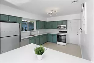 39 SE 13th Terrace, Dania Beach, FL 33004 - Photo 2