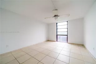 2500 NE 135th St, North Miami, FL 33181 - Photo 12