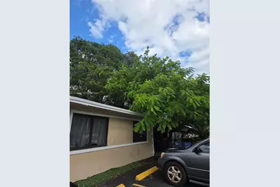 435 NW 41st St #2, Oakland Park, FL 33309 - Photo 12