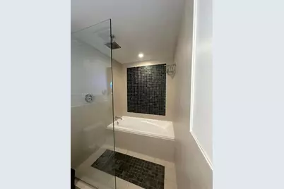 17315 Collins Ave #2006, Sunny Isles Beach, FL 33160 - Photo 8