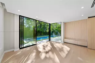 1002 NE 117th St, Biscayne Park, FL 33161 - Photo 12