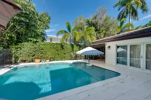 9400 E Broadview Dr, Bay Harbor Islands, FL 33154 - Photo 26