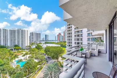 3300 NE 191st St #1007, Aventura, FL 33180 - Photo 12
