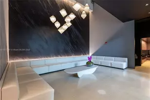 151 SE 1st St, Miami, FL 33131 - Photo 18