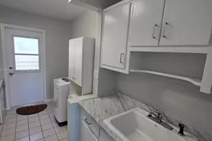 1025 SE 15th St, Fort Lauderdale, FL 33316 - Photo 6