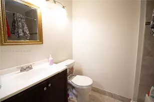 7131 Tam Oshanter Blvd, North Lauderdale, FL 33068 - Photo 10