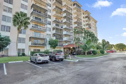 4164 Inverrary Dr #305, Lauderhill, FL 33319 - Photo 2