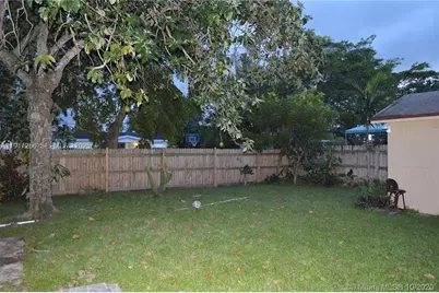 1472 NE 25th Ct, Pompano Beach, FL 33064 - Photo 18