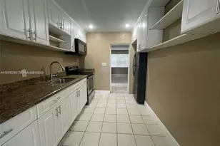 1472 NE 25th Ct, Pompano Beach, FL 33064 - Photo 2