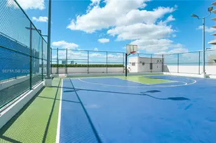 16385 Biscayne Blvd, North Miami Beach, FL 33160 - Photo 30