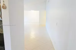 8190 Springtree Rd, Boca Raton, FL 33496 - Photo 2