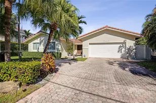 3443 NE 166th St, North Miami Beach, FL 33160 - Photo 6