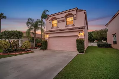 1562 NW 157th Ave, Pembroke Pines, FL 33028 - Photo 2