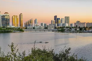 3255 NE 184th St, Aventura, FL 33160 - Photo 10