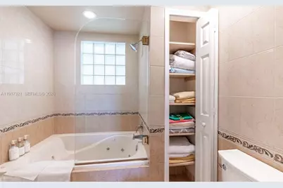 3255 NE 184th St #12406, Aventura, FL 33160 - Photo 44