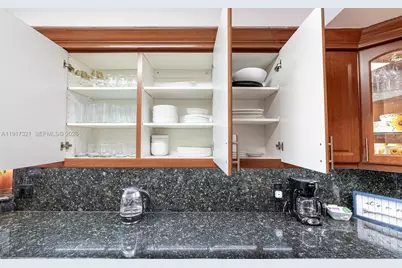 3255 NE 184th St #12406, Aventura, FL 33160 - Photo 22