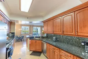 3255 NE 184th St, Aventura, FL 33160 - Photo 18